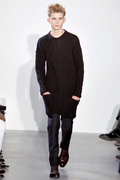 Look 27